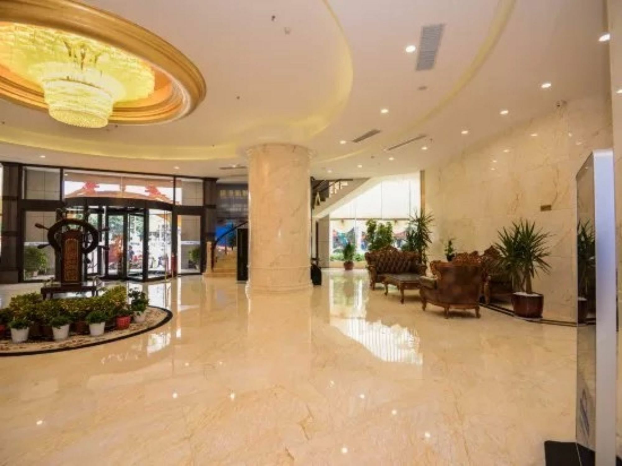 Days Hotel & Suites Shishi 취안저우 외부 사진